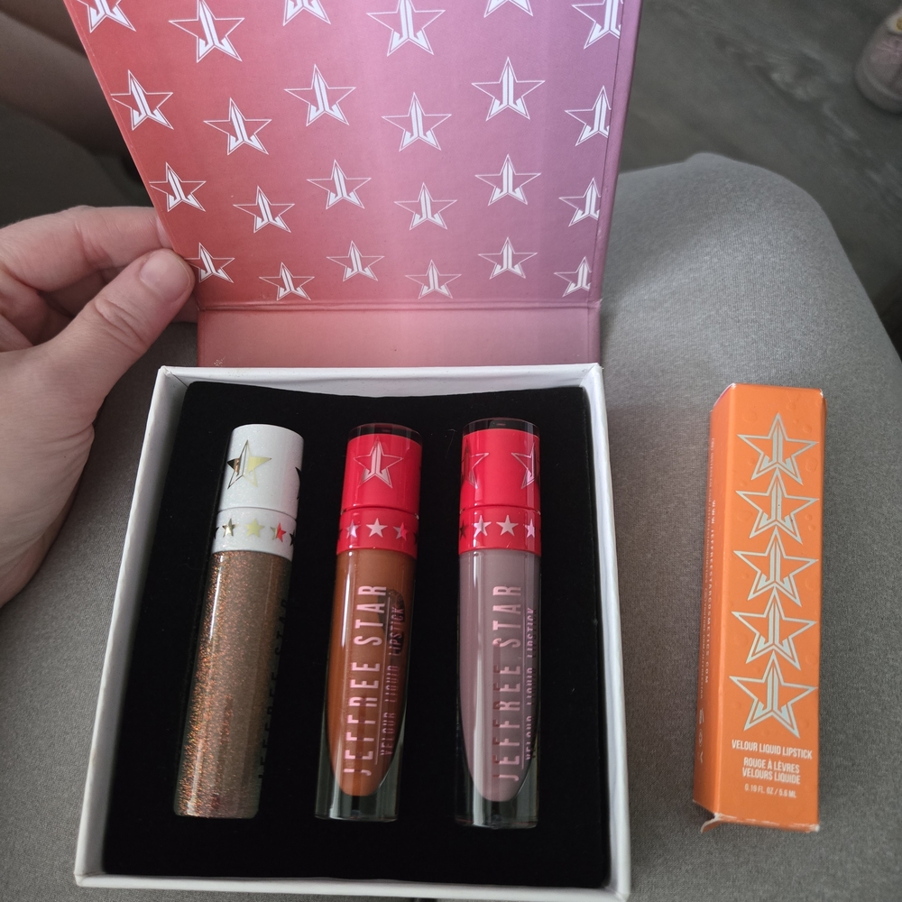 Jeffree Star Lipstick Trio - Gold, Brown, Red
